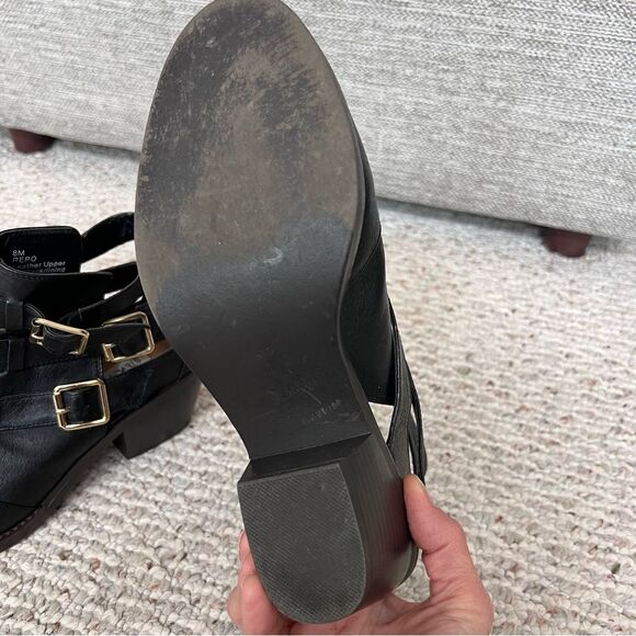 Steve Madden Repo Leather Cutout Heeled Booties - Picture 8 of 10